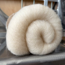 GLOW : Merino & Muga