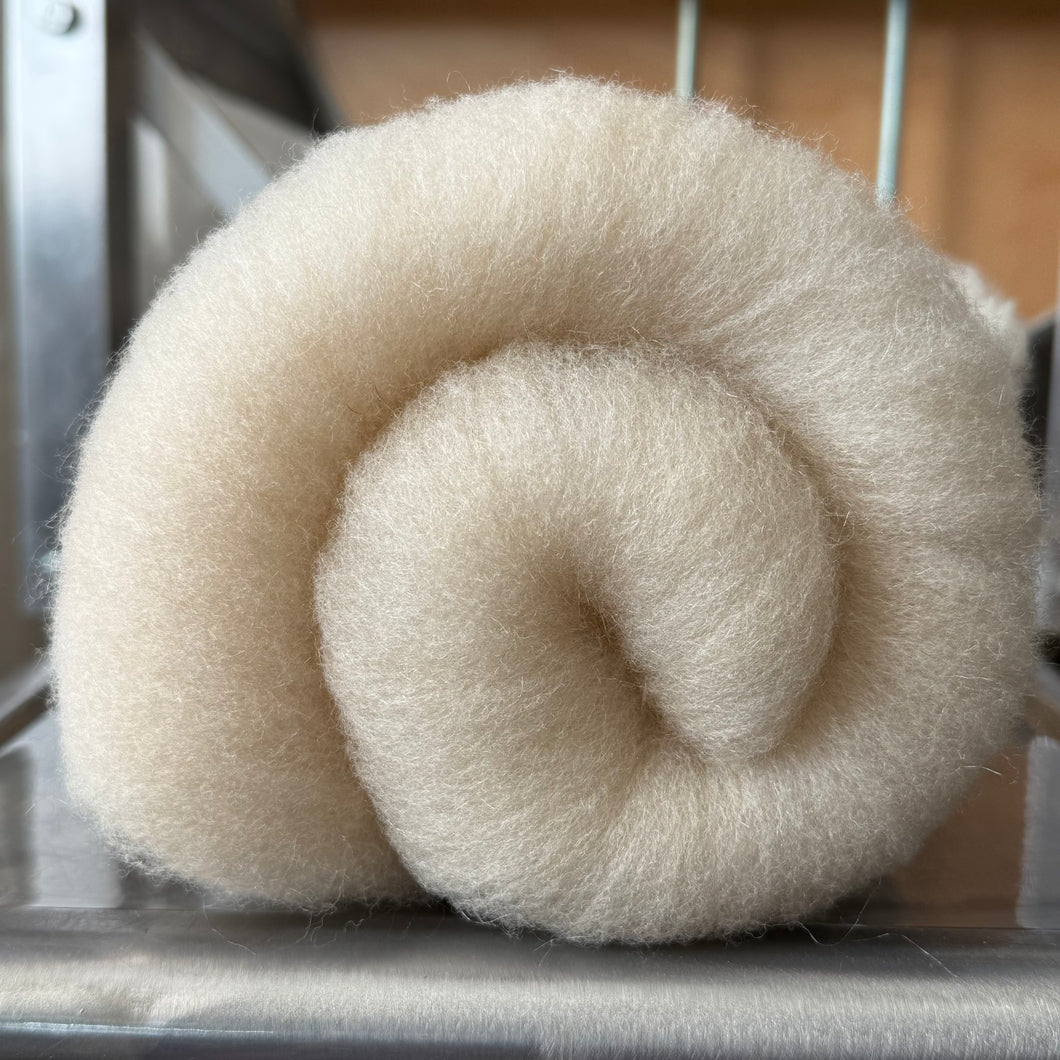 GLOW : Merino & Muga