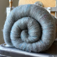 MEGA BATT: Wingnut & Henny (blue)