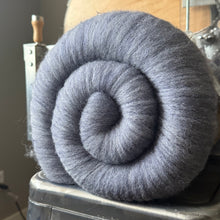 MEGA BATT: Leif & Tussah