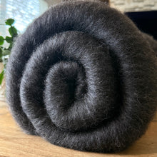 MEGA BATT: Carina & Pacey