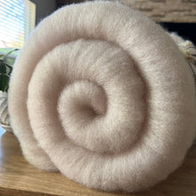 MEGA BATT: Shetland x Gotland x BFL (glow)